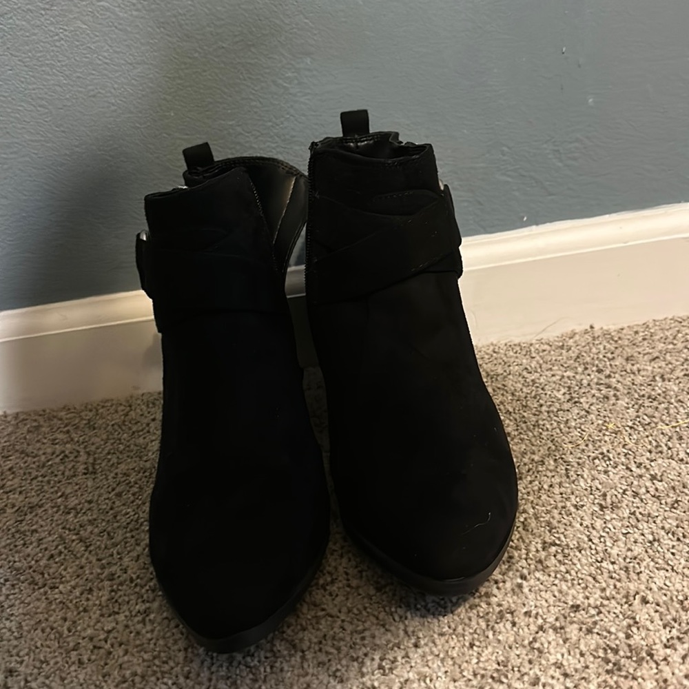 Nine West women booties